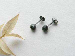 CHE62 New Oxidised Bud Earrings
