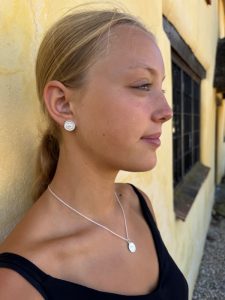 CHE64 Diamond Wired Earrings